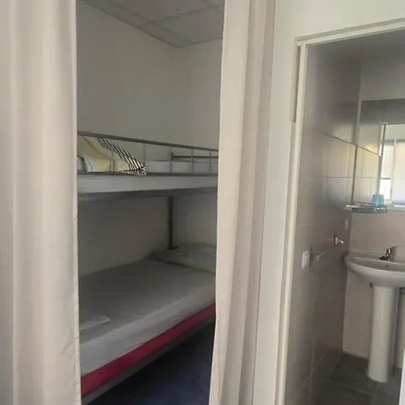 Albergue Cristina Habitaciones Con Bano Privado Y Mini Cocina Corralejo Camera foto