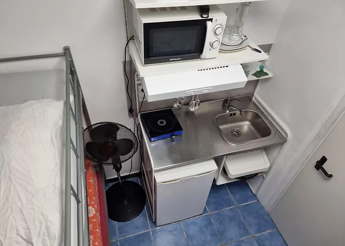 Albergue Cristina Habitaciones Con Bano Privado Y Mini Cocina