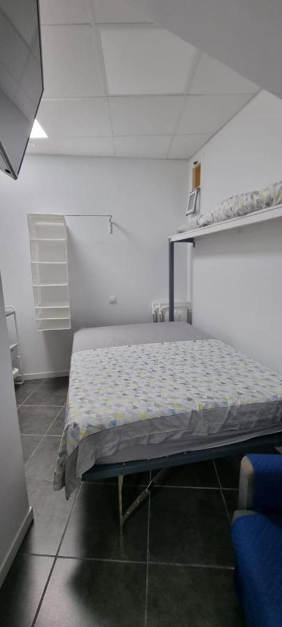 Cristina Con Bano Privado Y Mini Cocina Ostello *
